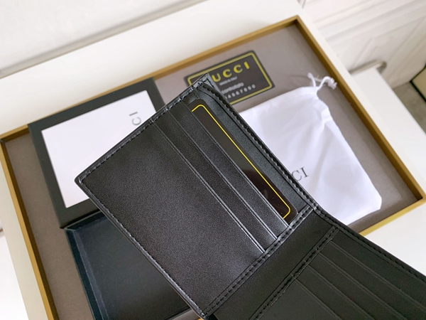 グッチ財布コピー角部分ディテール
